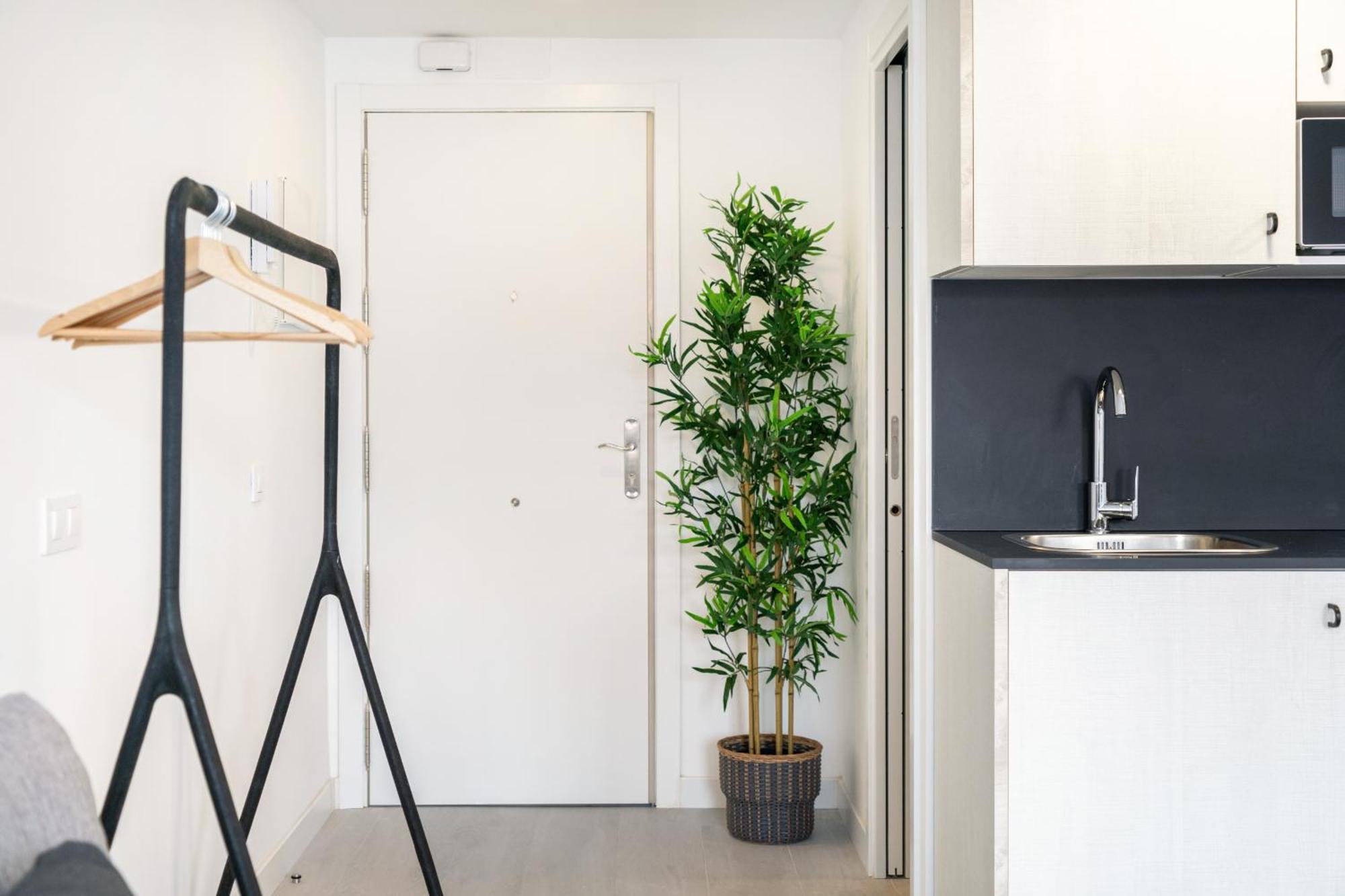 Madrid Riverside Studios Con Parking Incluido Alquiler Temporal Zewnętrze zdjęcie