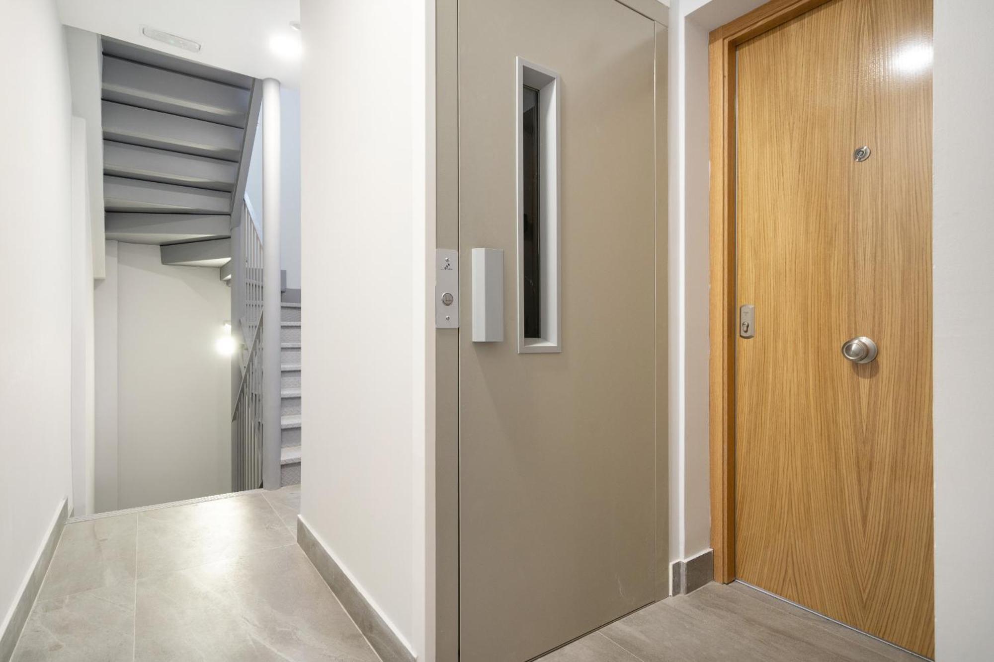 Madrid Riverside Studios Con Parking Incluido Alquiler Temporal Zewnętrze zdjęcie